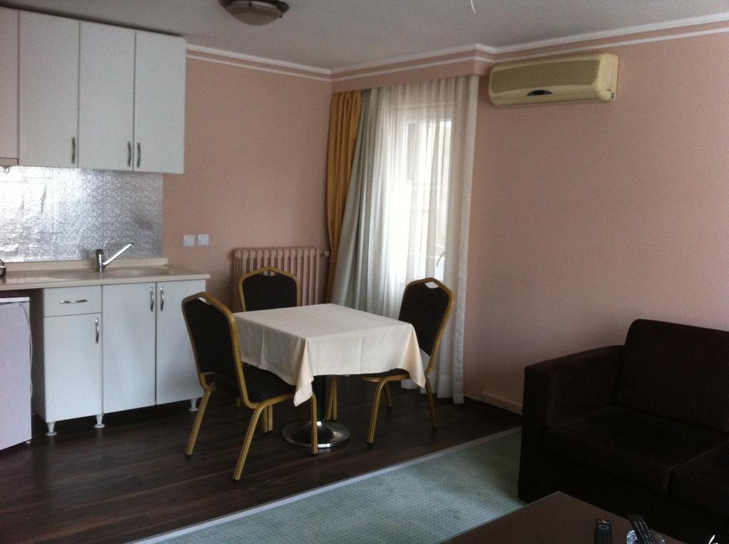 First Apart Hotel Ankara Cameră foto